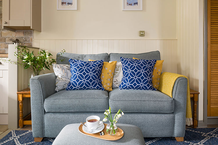 lounge sofa